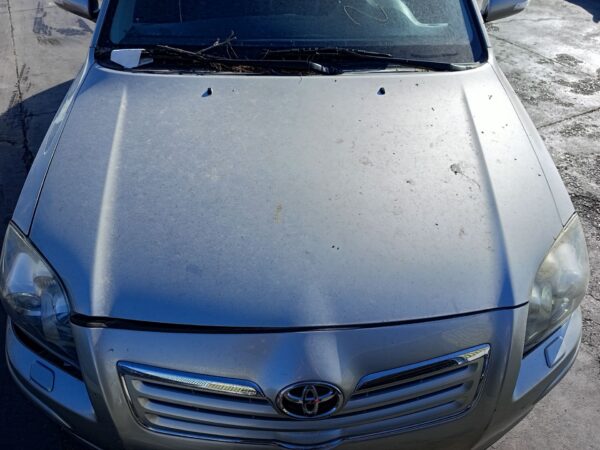 CAPO TOYOTA AVENSIS BERLINA (T25)