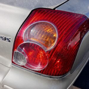 PILOTO TRASERO DERECHO TOYOTA AVENSIS BERLINA (T25)
