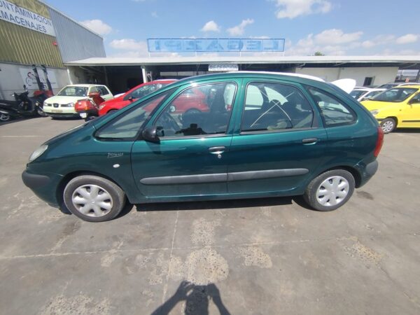 FARO IZQUIERDO CITROEN XSARA PICASSO - Imagen 4