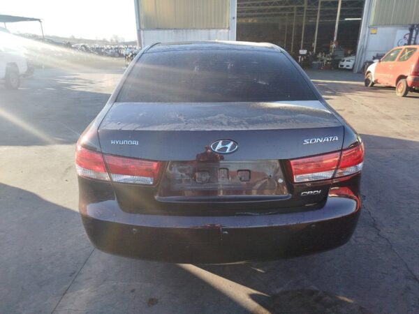 PILOTO TRASERO DERECHO HYUNDAI SONATA (NF) - Imagen 4