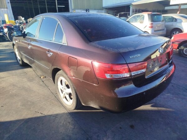 CERRADURA PUERTA DELANTERA DERECHA HYUNDAI SONATA (NF) - Imagen 4