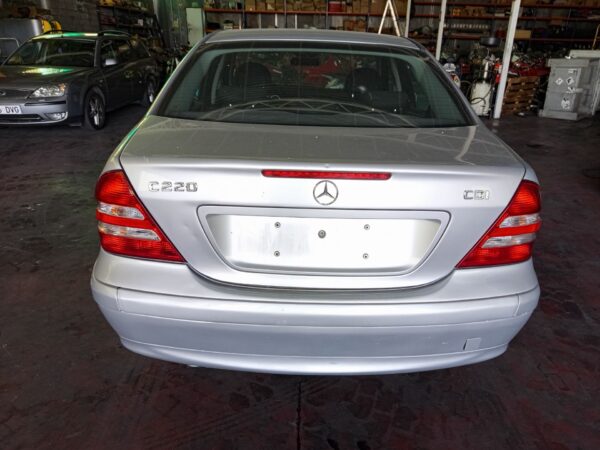 CAPO MERCEDES-BENZ CLASE C (BM 203) BERLINA - Imagen 4