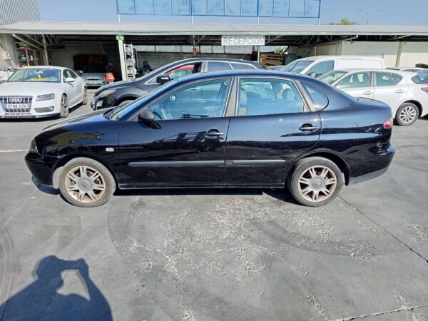 FARO IZQUIERDO SEAT CORDOBA BERLINA (6L2) - Imagen 4