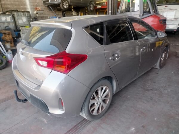 FARO IZQUIERDO TOYOTA AURIS (E18) - Imagen 3