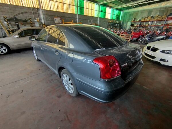 PILOTO TRASERO DERECHO TOYOTA AVENSIS BERLINA (T25) - Imagen 5