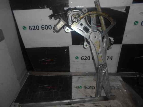 ELEVALUNAS DELANTERO DERECHO TOYOTA COROLLA (E12)