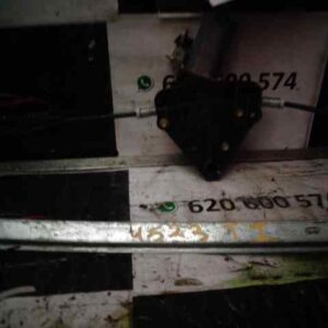 ELEVALUNAS TRASERO IZQUIERDO PEUGEOT 406 BERLINA (S1/S2)