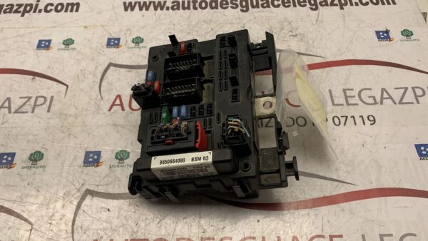 CAJA RELES / FUSIBLES PEUGEOT 307 BREAK / SW (S1)(04.2002)