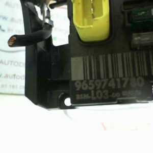 CAJA RELES / FUSIBLES CITROEN C3