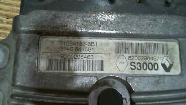 CENTRALITA MOTOR UCE RENAULT MEGANE II BERLINA 3P