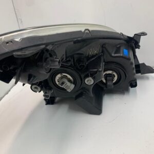 FARO IZQUIERDO TOYOTA COROLLA VERSO (R1)