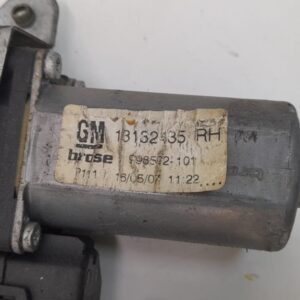 ELEVALUNAS DELANTERO DERECHO OPEL ZAFIRA B