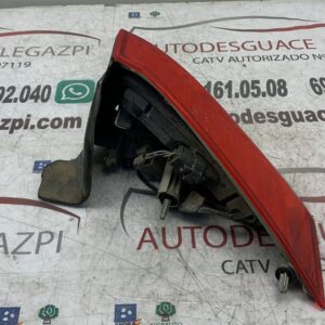 PILOTO TRASERO IZQUIERDO RENAULT LAGUNA III BERLINA