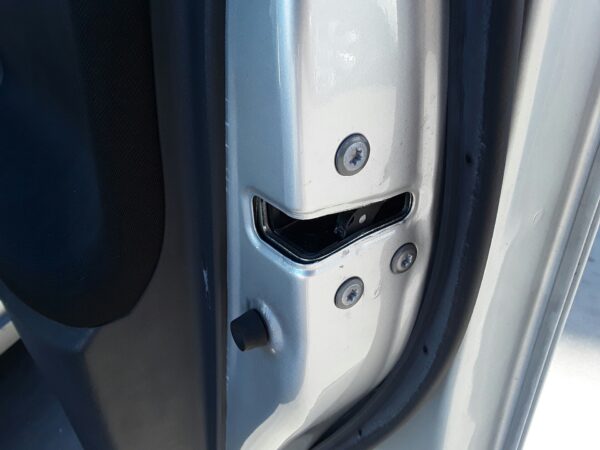 CERRADURA PUERTA DELANTERA DERECHA TOYOTA VERSO (AUR2/ZGR2)