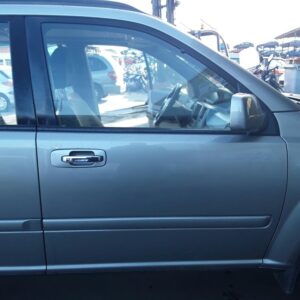 PUERTA DELANTERA DERECHA NISSAN X-TRAIL (T30)