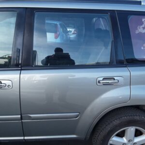 PUERTA TRASERA IZQUIERDA NISSAN X-TRAIL (T30)