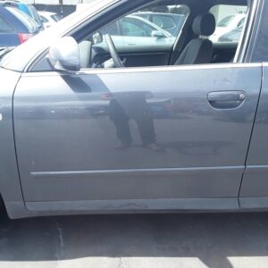 PUERTA DELANTERA IZQUIERDA AUDI A4 AVANT (8E)