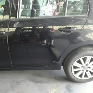 PUERTA TRASERA IZQUIERDA VOLKSWAGEN GOLF VI (5K1)(10.2008)