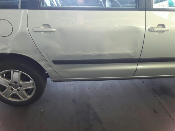 PUERTA TRASERA IZQUIERDA VOLKSWAGEN SHARAN (7M6/7M9)