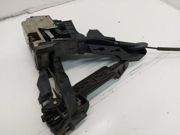 CERRADURA PUERTA DELANTERA DERECHA FORD FIESTA (CBK)