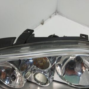 FARO IZQUIERDO VOLKSWAGEN GOLF IV BERLINA (1J1)(10.1997)