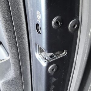 CERRADURA PUERTA TRASERA DERECHA VOLKSWAGEN PASSAT BERLINA (3C2)