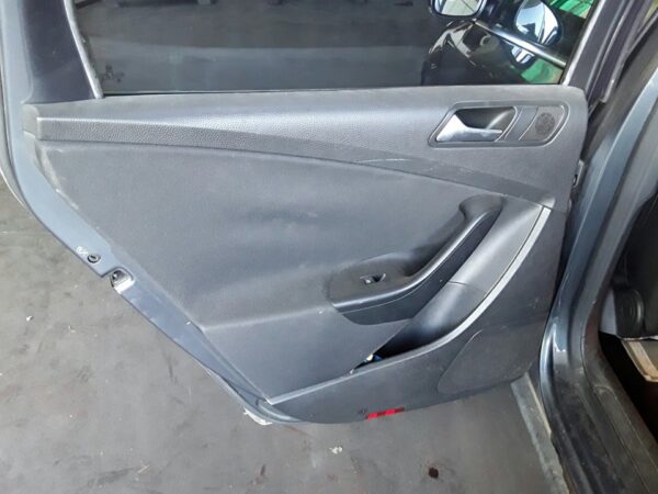 ELEVALUNAS TRASERO IZQUIERDO VOLKSWAGEN PASSAT BERLINA (3C2)