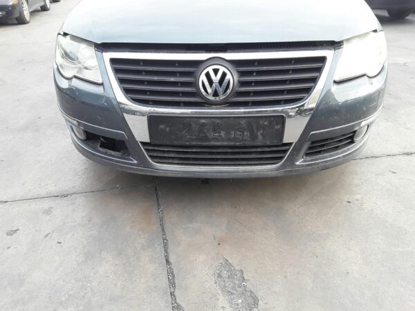 PARAGOLPES DELANTERO VOLKSWAGEN PASSAT BERLINA (3C2)
