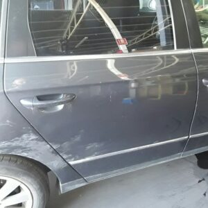 PUERTA TRASERA DERECHA VOLKSWAGEN PASSAT BERLINA (3C2)