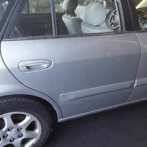 PUERTA TRASERA DERECHA MAZDA 626 BERLINA (GF)