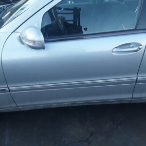 PUERTA DELANTERA IZQUIERDA MERCEDES-BENZ CLASE C (BM 203) BERLINA