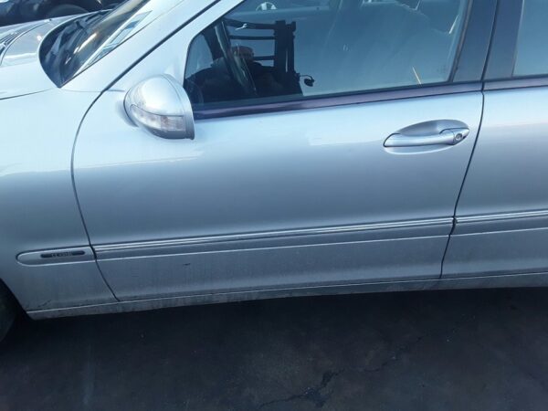 PUERTA DELANTERA IZQUIERDA MERCEDES-BENZ CLASE C (BM 203) BERLINA
