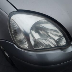 FARO DERECHO TOYOTA YARIS (NCP1/NLP1/SCP1)