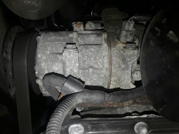 COMPRESOR AIRE ACONDICIONADO TOYOTA AVENSIS WAGON (T25)