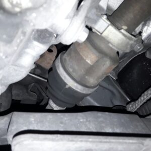 TRANSMISION DELANTERA DERECHA RENAULT MEGANE III BERLINA 5P