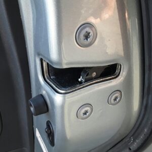 CERRADURA PUERTA TRASERA DERECHA TOYOTA AURIS (E15)
