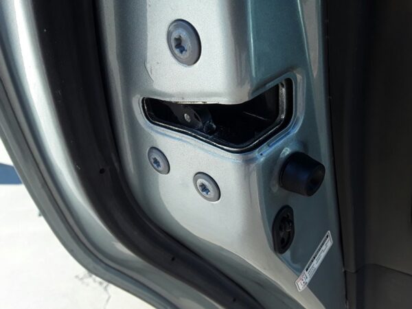 CERRADURA PUERTA TRASERA IZQUIERDA TOYOTA AURIS (E15)