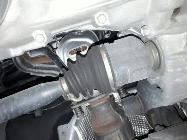 TRANSMISION DELANTERA DERECHA TOYOTA AURIS (E15)