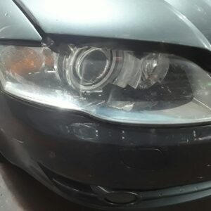 FARO DERECHO AUDI A4 BERLINA (8E)