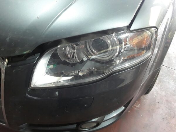 FARO IZQUIERDO AUDI A4 BERLINA (8E)