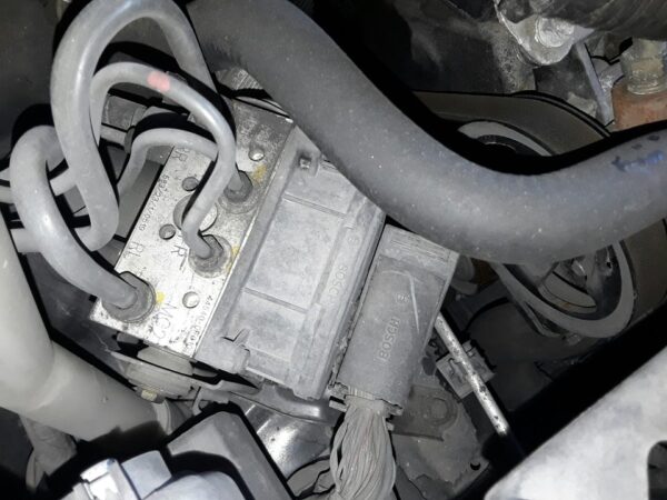ABS TOYOTA COROLLA VERSO (R1)