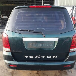 PORTON TRASERO SSANGYONG REXTON