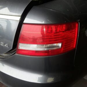 PILOTO TRASERO DERECHO AUDI A6 BERLINA (4F2)