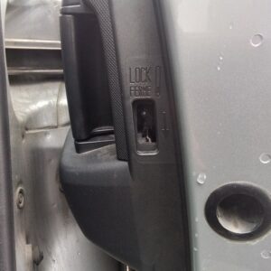 CERRADURA PUERTA TRASERA IZQUIERDA MAZDA 5 BERLINA (CR)