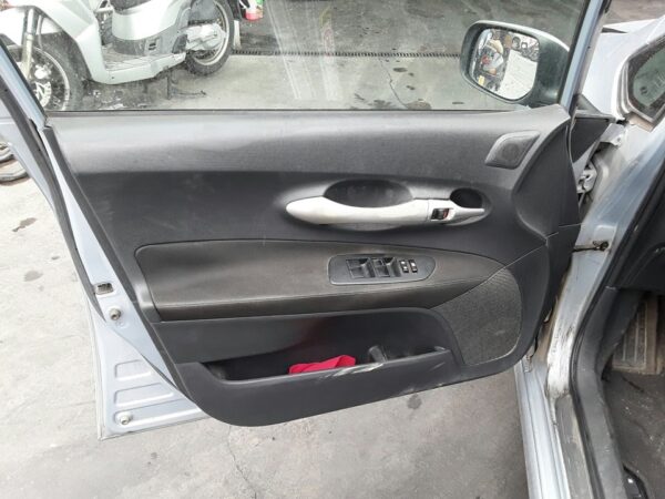 ELEVALUNAS DELANTERO IZQUIERDO TOYOTA AURIS (E15)