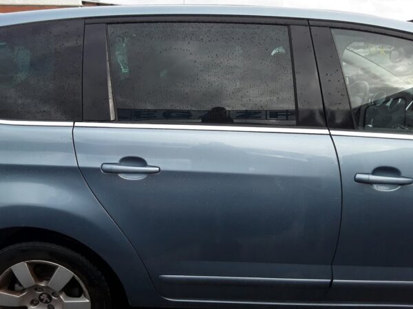 PUERTA TRASERA DERECHA PEUGEOT 5008