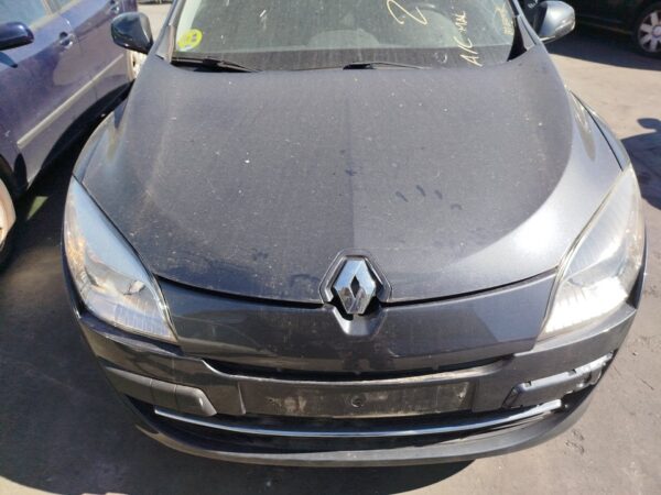 CAPO RENAULT MEGANE III BERLINA 5P