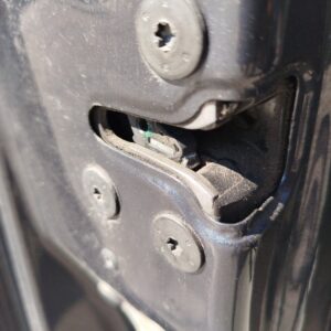 CERRADURA PUERTA DELANTERA IZQUIERDA RENAULT MEGANE III BERLINA 5P
