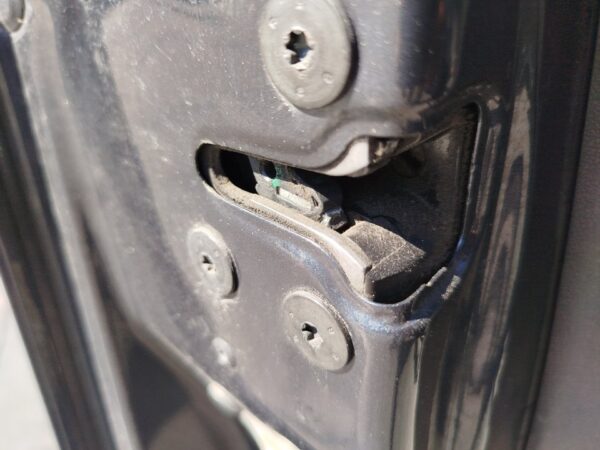 CERRADURA PUERTA DELANTERA IZQUIERDA RENAULT MEGANE III BERLINA 5P