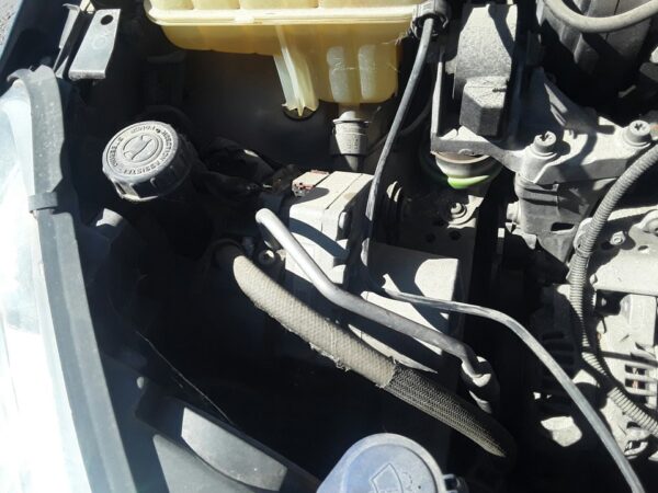 BOMBA DIRECCION PEUGEOT 407